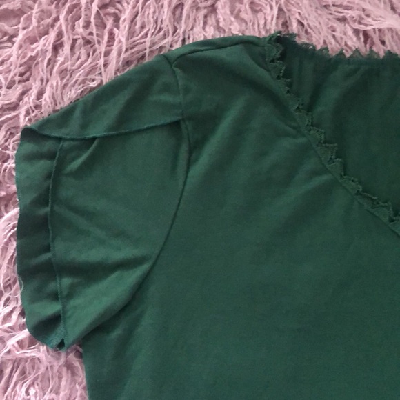 Green top - Picture 2 of 2